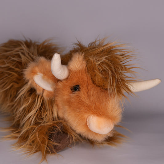 Wallace DLux Highland Cow