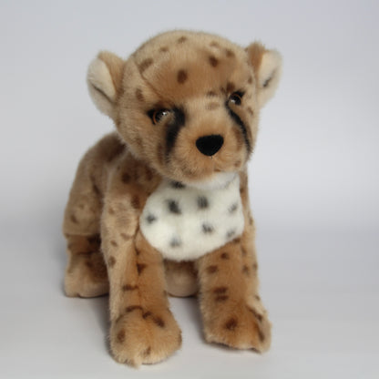 Chillin’ Cheetah Cub