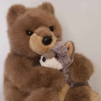 Lincoln DLux Brown Bear